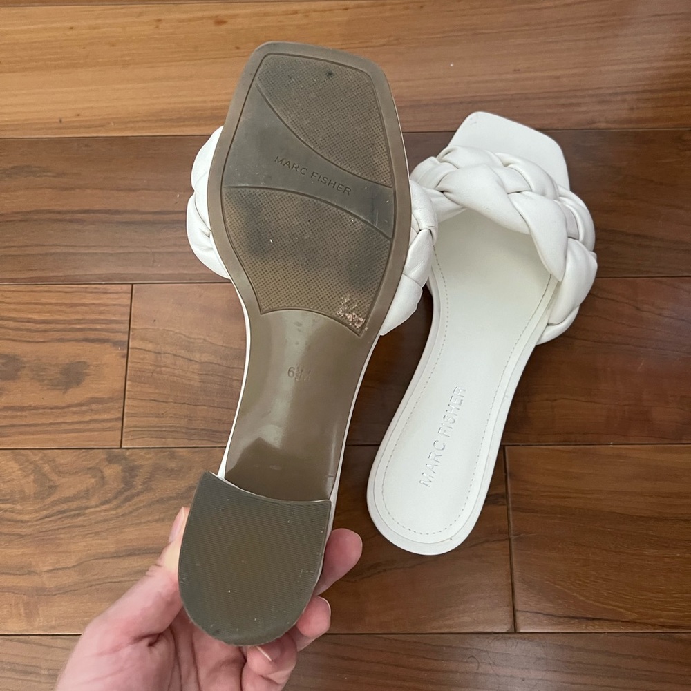 Sandals - Picture 4 of 4